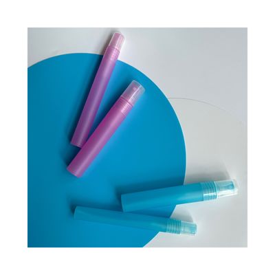 Körpermaterial PP 5ml 8ml 10ml Farbiger tragbarer, leerer, wiederauffüllbarer Parfümflasche Spray